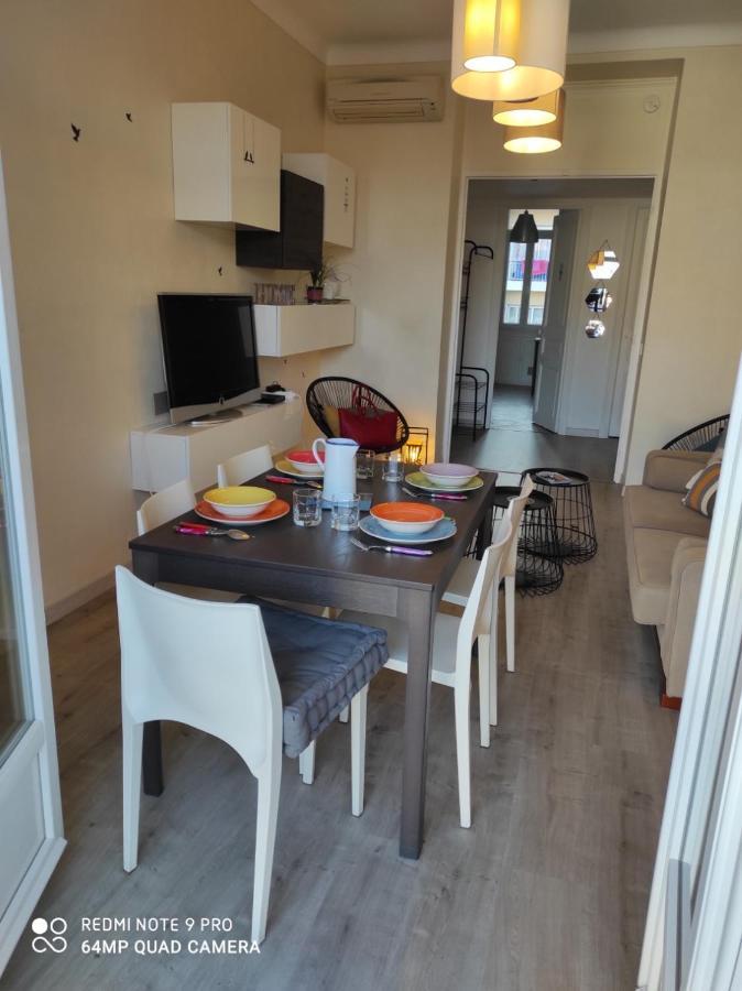 Pretty And Quiet Top Floor 2 Bedroom Flat In The Port Area Of Nice Exterior photo