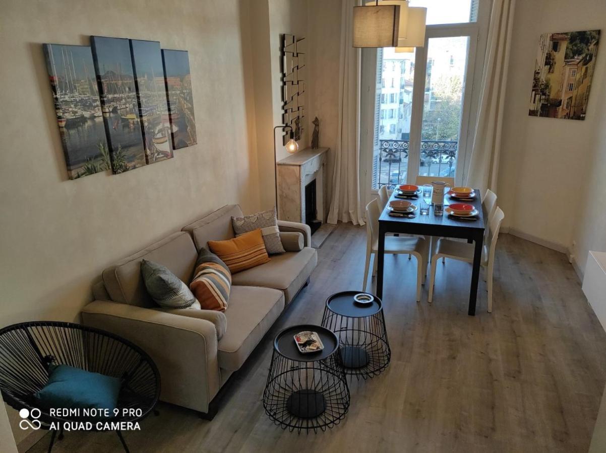 Pretty And Quiet Top Floor 2 Bedroom Flat In The Port Area Of Nice Exterior photo